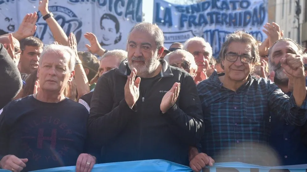 La CGT marchó por el 1º de Mayo y respaldó a Kicillof como figura del peronismo [Fotos]